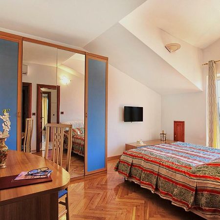 Villa Sveta Eufemija - Bed And Breakfast Rovinj Zewnętrze zdjęcie