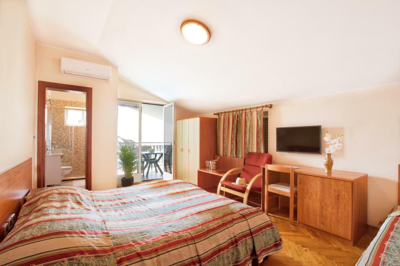 Villa Sveta Eufemija - Bed And Breakfast Rovinj Zewnętrze zdjęcie